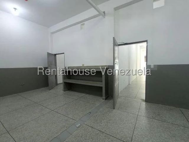 Local en Venta - Centro Guacara - Estado Carabobo - 9