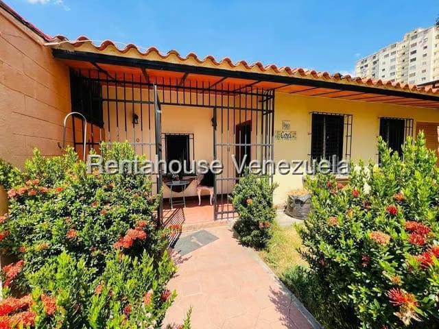 Casa (1 Nivel) en Venta en Los Caobos, Aragua - 2