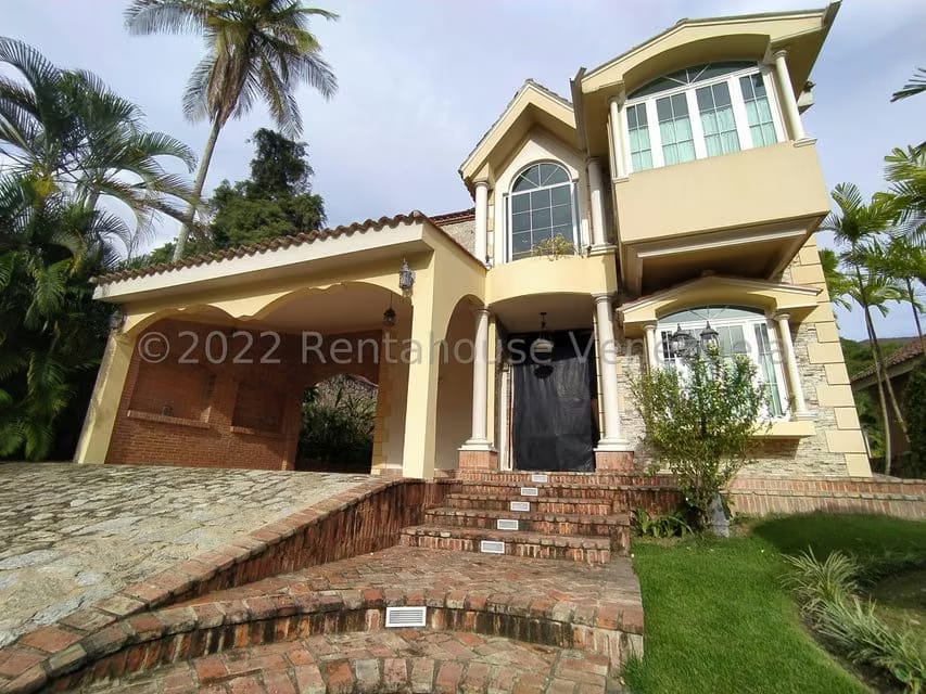 Casa (Duplex) en Venta en Lomas de Palmarito, Aragua - 2