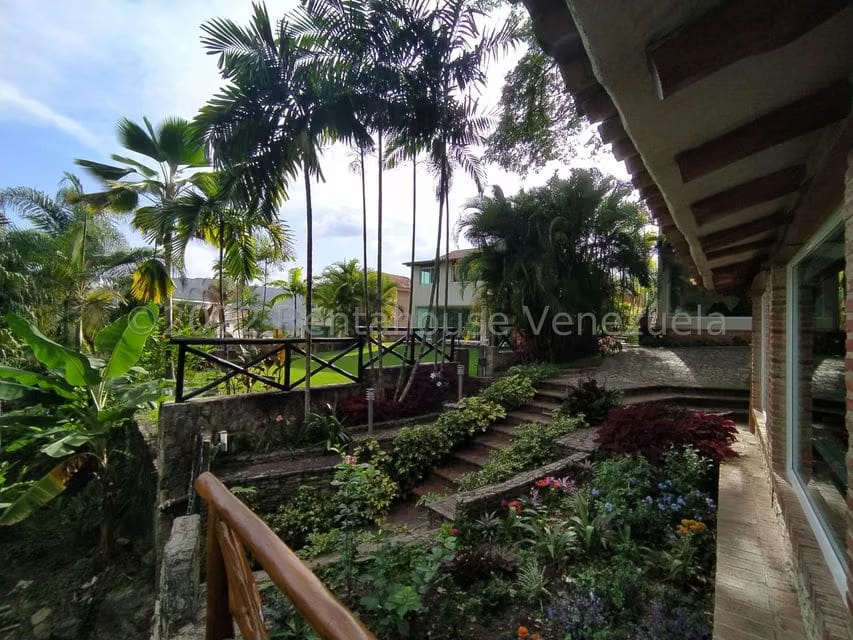 Casa (Duplex) en Venta en Lomas de Palmarito, Aragua - 84