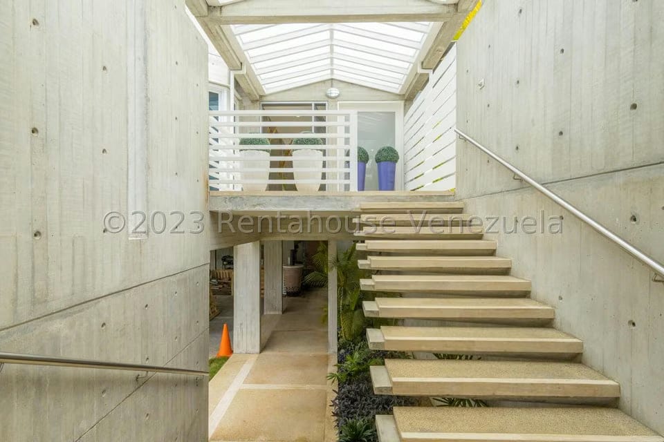 Casa (1 Nivel) en Venta en La Lagunita Country Club, Distrito Metropolitano - 2