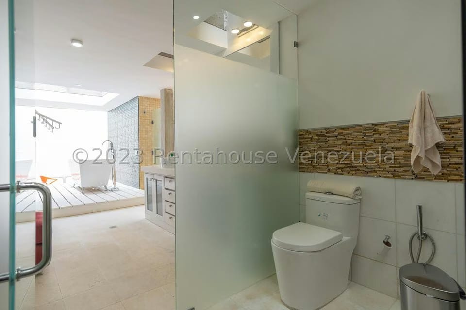 Casa (1 Nivel) en Venta en La Lagunita Country Club, Distrito Metropolitano - 15