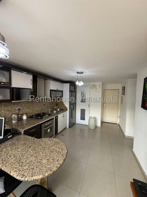 Apartamento (1 Nivel) en Venta en La Sabana, Miranda - 3