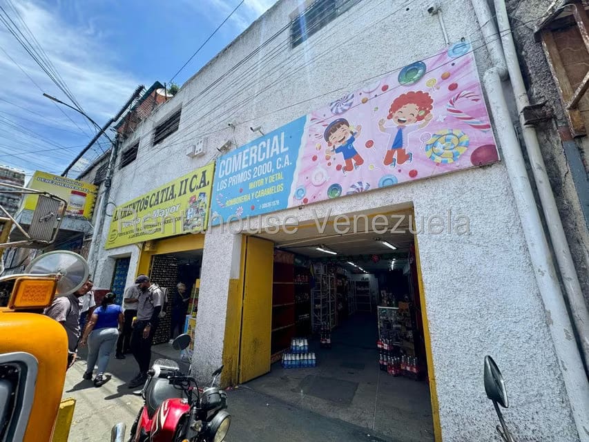 Comercial (Local Comercial) en Alquiler en Catia, Distrito Metropolitano