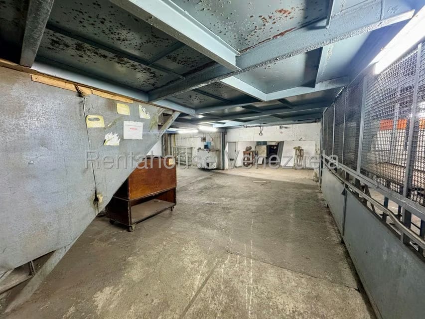 Comercial (Local Comercial) en Alquiler en Catia, Distrito Metropolitano - 14