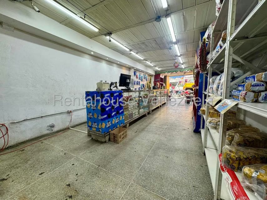 Comercial (Local Comercial) en Alquiler en Catia, Distrito Metropolitano - 8