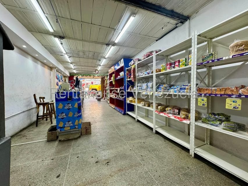 Comercial (Local Comercial) en Alquiler en Catia, Distrito Metropolitano - 9
