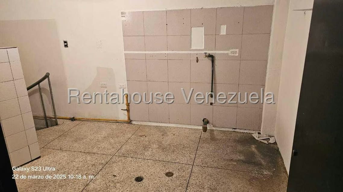 Comercial (Local Comercial) en Venta en El Castillejo, Miranda - 11