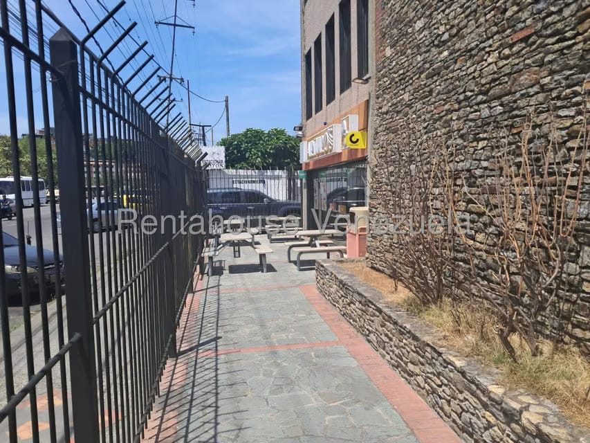 Comercial (Local Comercial) en Venta en El Castillejo, Miranda - 5