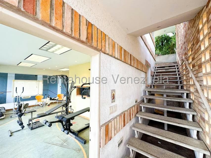 Casa (Multipes Niveles) en Venta en Macaracuay, Distrito Metropolitano - 29