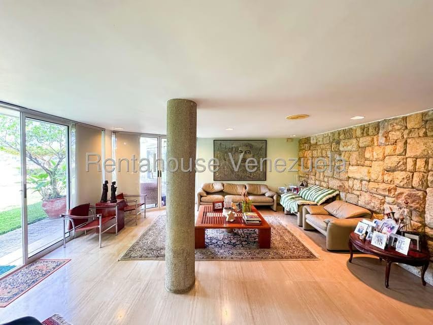 Casa (Multipes Niveles) en Venta en Macaracuay, Distrito Metropolitano - 4