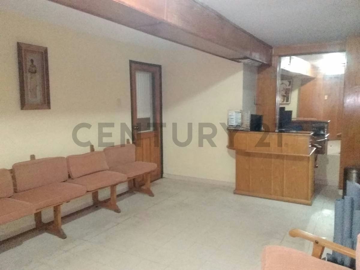 Alquiler de Consultorio medico, Edificio Vapleca, Av. Luis del Valle Garcia. - 4