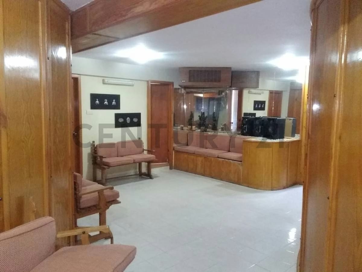 Alquiler de Consultorio medico, Edificio Vapleca, Av. Luis del Valle Garcia. - 5