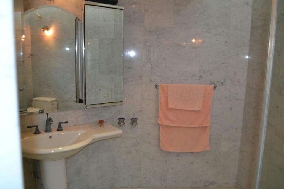 Casa (1 Nivel) en Venta en Colinas de Vista Alegre, Distrito Metropolitano - 18