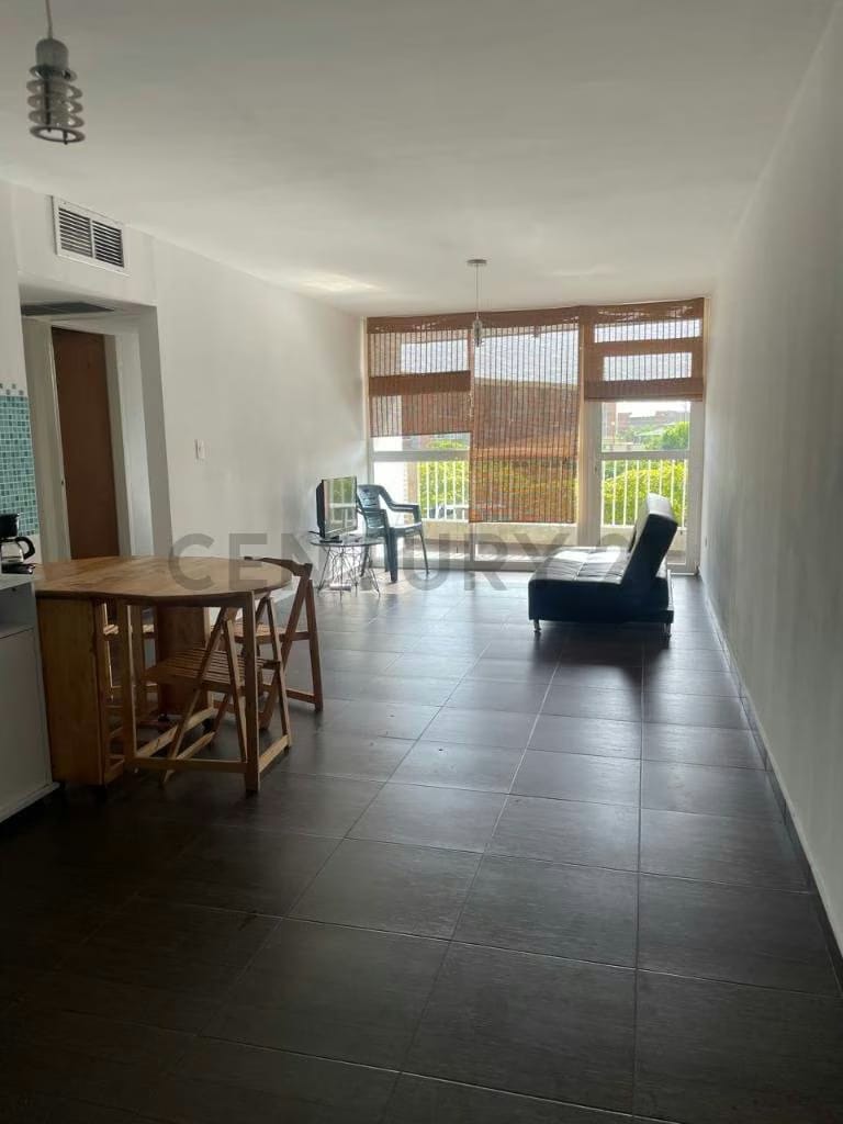 ML - Alquiler de Apartamento Rensidencial - 4