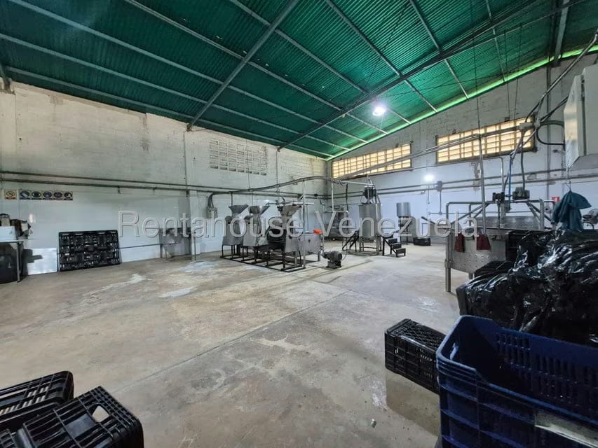 Comercial (Galpon - Deposito) en Venta en Los Naranjos, Aragua - 22