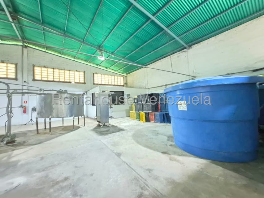 Comercial (Galpon - Deposito) en Venta en Los Naranjos, Aragua - 30