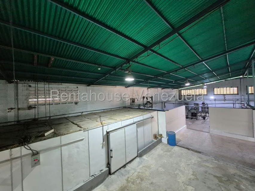 Comercial (Galpon - Deposito) en Venta en Los Naranjos, Aragua - 9