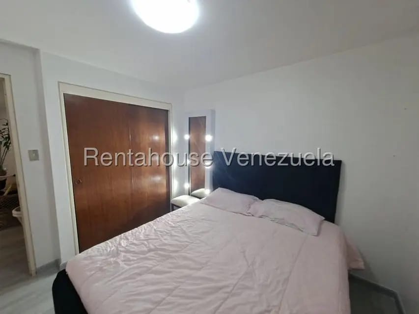 Apartamento (1 Nivel) en Venta en Parroquia Altagracia, Distrito Metropolitano - 12