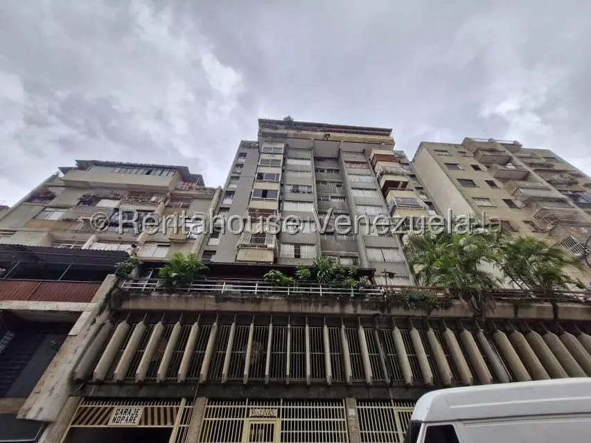 Apartamento (1 Nivel) en Venta en Parroquia Altagracia, Distrito Metropolitano - 23