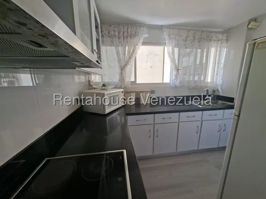 Apartamento (1 Nivel) en Venta en Parroquia Altagracia, Distrito Metropolitano - 10