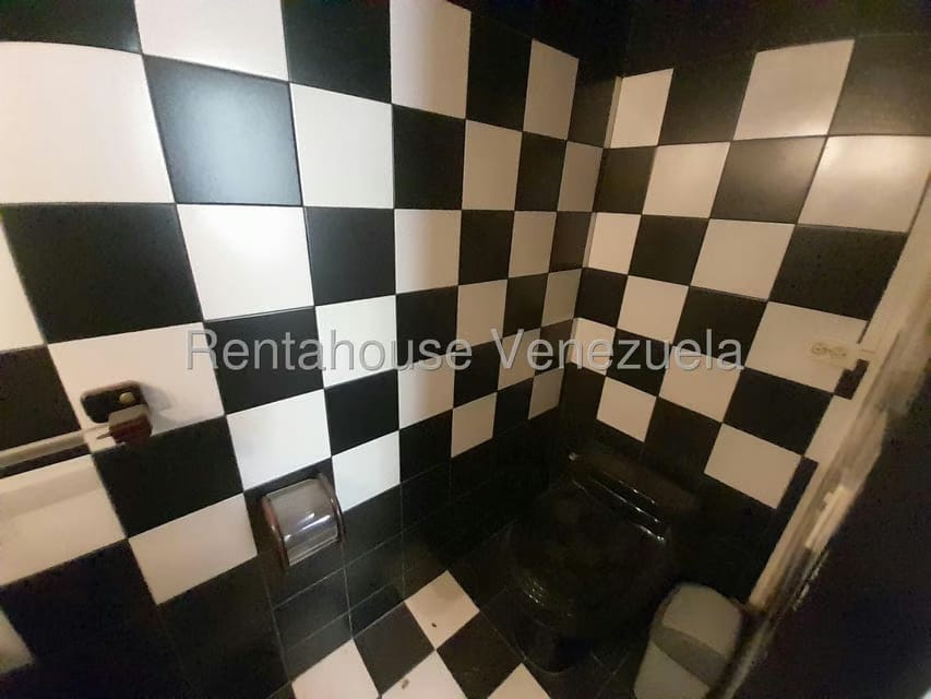 Comercial (Oficina) en Alquiler en El Marques, Distrito Metropolitano - 14