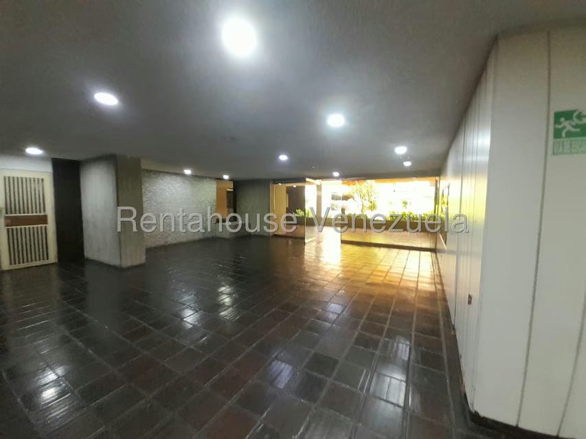 Comercial (Oficina) en Alquiler en El Marques, Distrito Metropolitano - 17