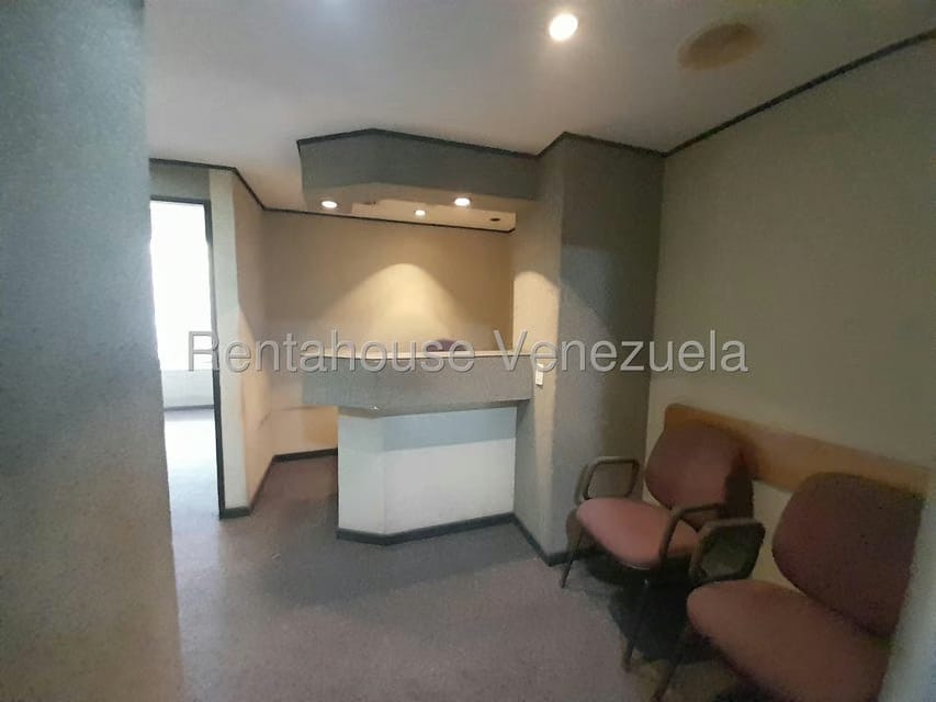 Comercial (Oficina) en Alquiler en El Marques, Distrito Metropolitano - 3