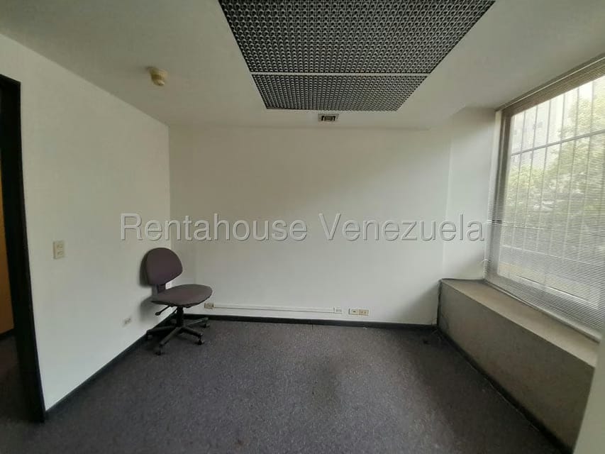 Comercial (Oficina) en Alquiler en El Marques, Distrito Metropolitano - 6