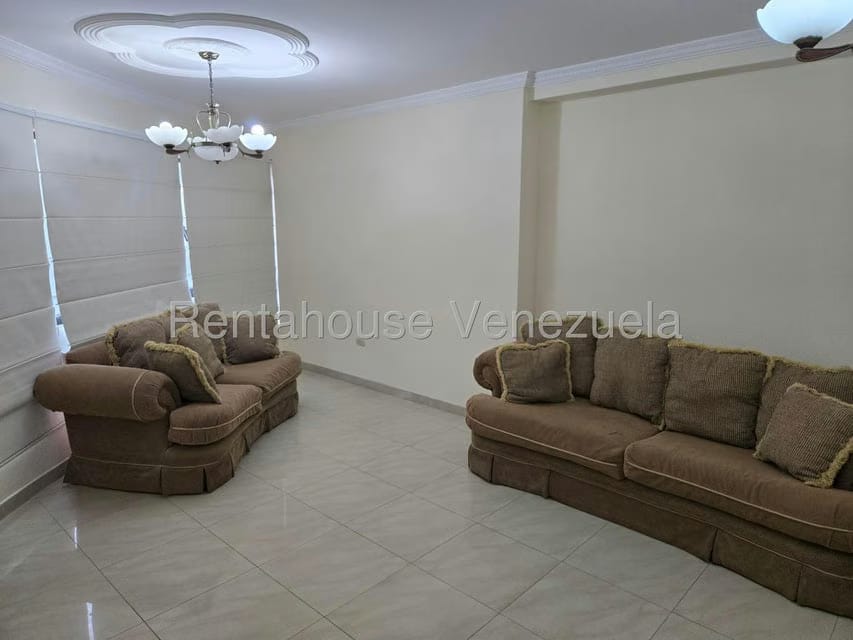 Apartamento (1 Nivel) en Alquiler en Cristobal Colon, Zulia - 9