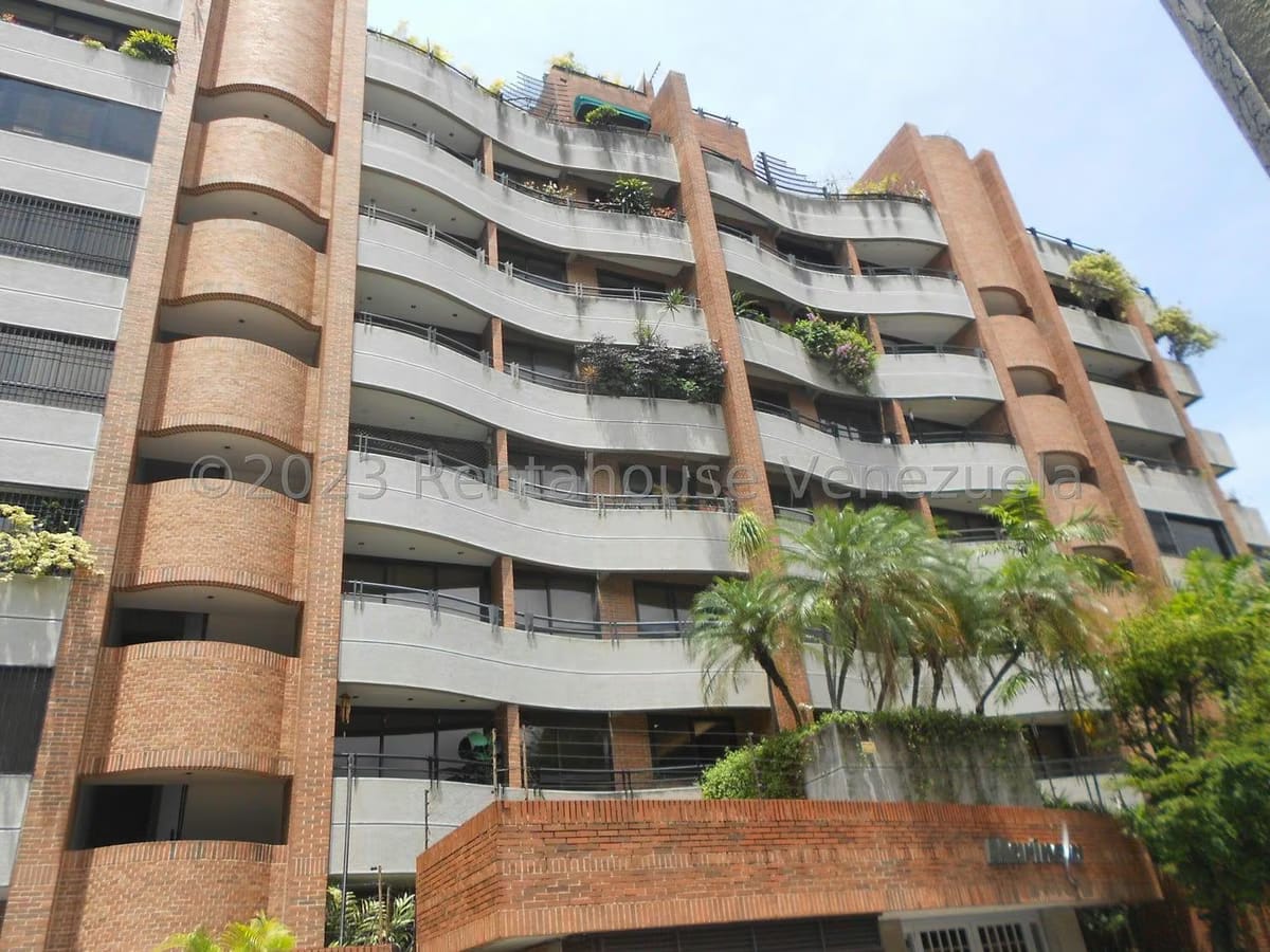 APARTAMENTO EN VENTA – ELENA MARIN NOBREGA