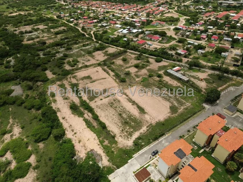 Terreno (Residencial) en Venta en El Cercado, Lara - 20