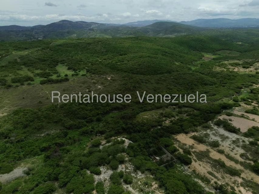 Terreno (Residencial) en Venta en El Cercado, Lara - 9