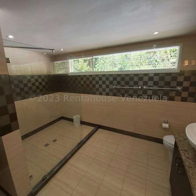 Casa (Multipes Niveles) en Venta en Los Pomelos, Distrito Metropolitano - 26