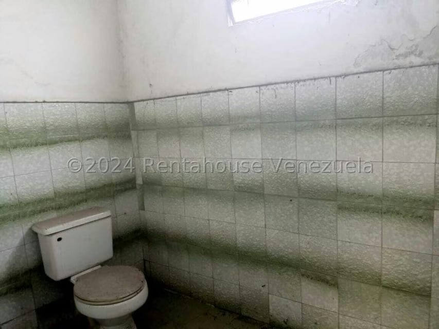 Comercial (Galpon - Deposito) en Alquiler en La Piedad Sur, Lara - 12