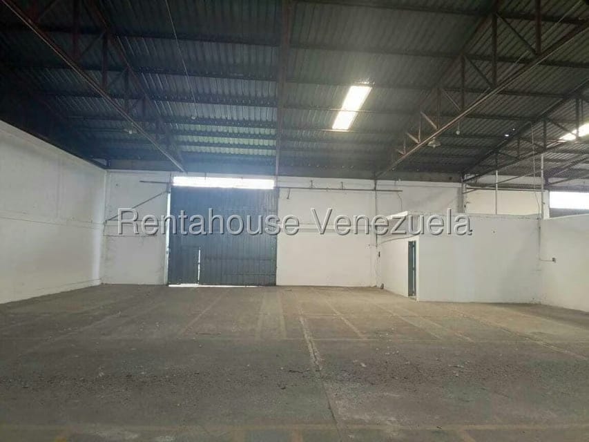Comercial (Galpon - Deposito) en Alquiler en La Piedad Sur, Lara - 17