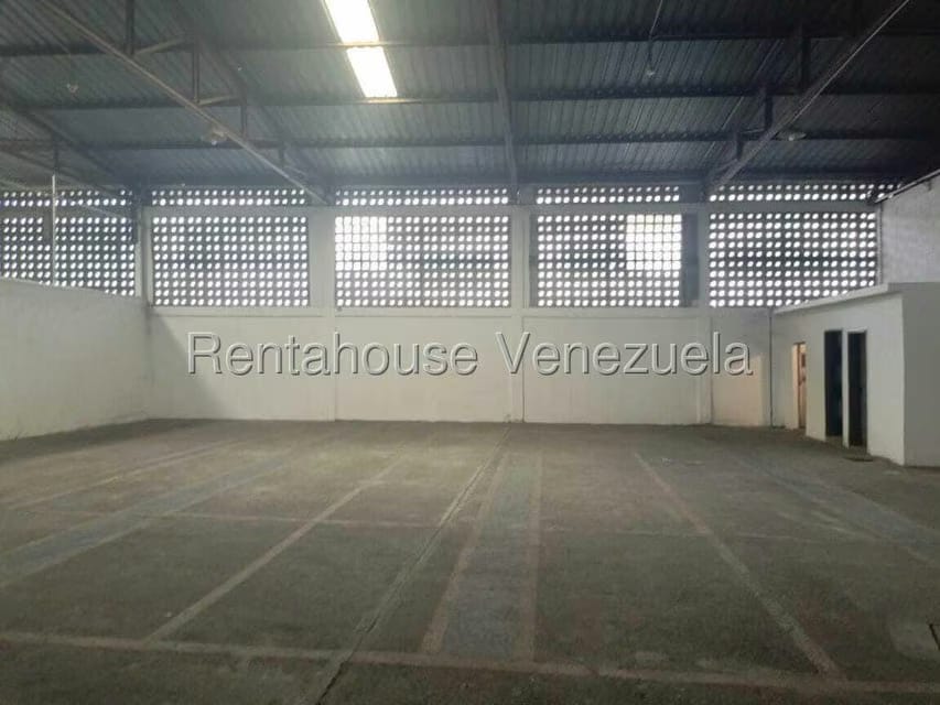 Comercial (Galpon - Deposito) en Alquiler en La Piedad Sur, Lara - 18