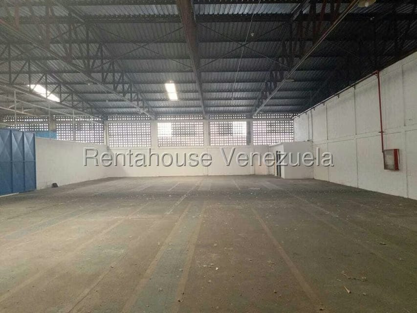 Comercial (Galpon - Deposito) en Alquiler en La Piedad Sur, Lara - 21