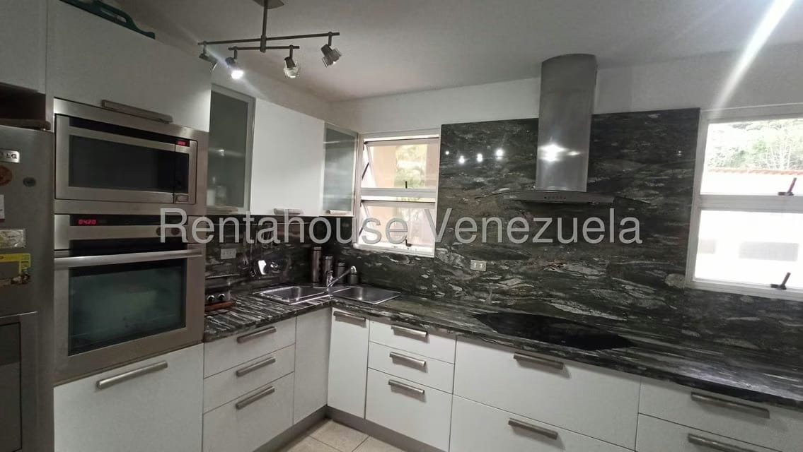 Apartamento (Duplex) en Venta en Parque Oripoto, Distrito Metropolitano - 8