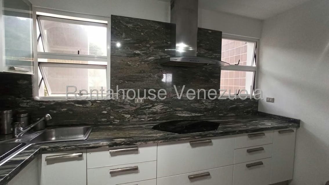 Apartamento (Duplex) en Venta en Parque Oripoto, Distrito Metropolitano - 9
