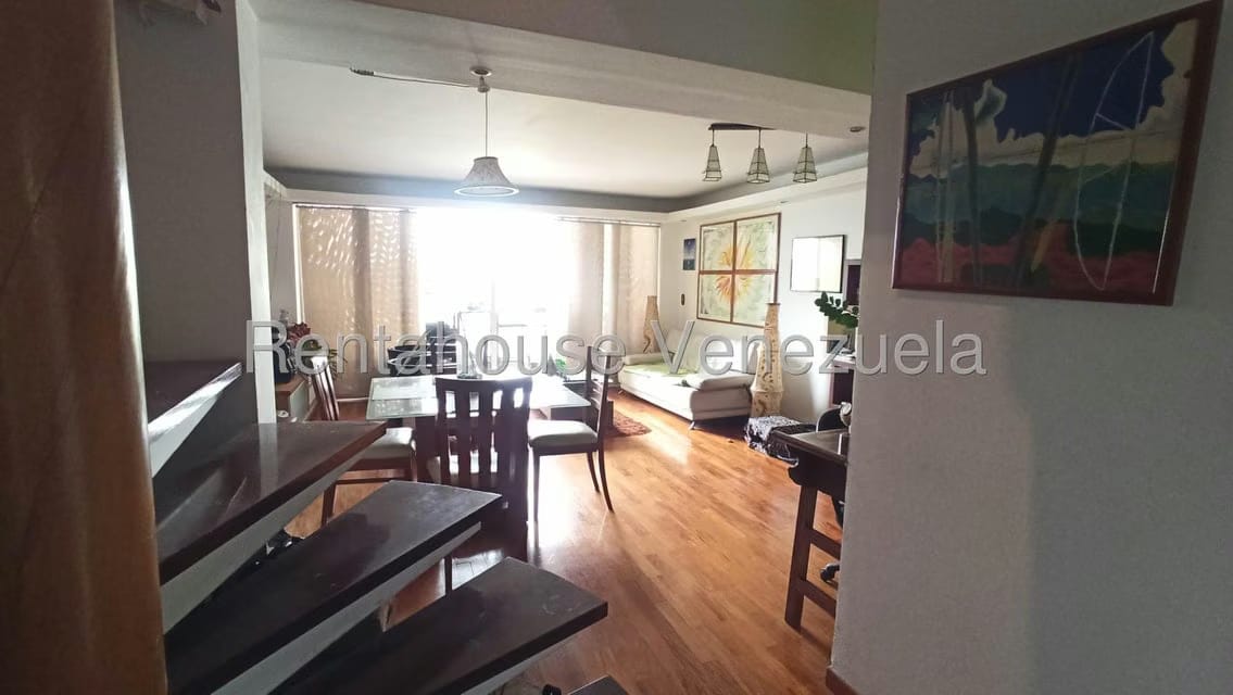 Apartamento (Duplex) en Venta en Parque Oripoto, Distrito Metropolitano - 10