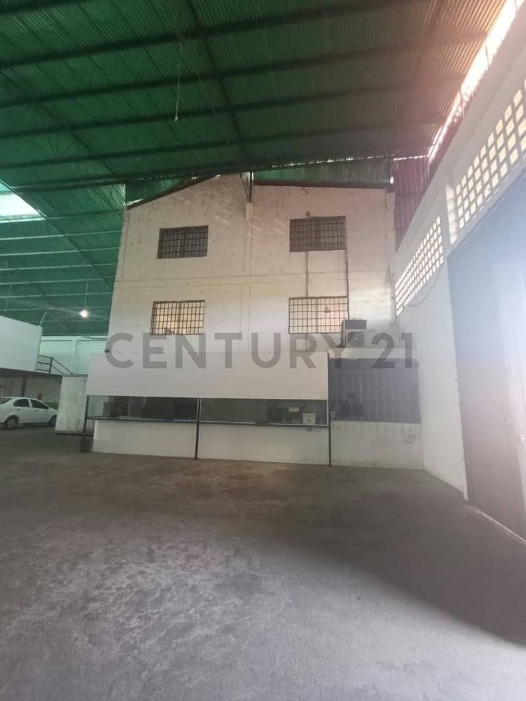 Venta Edificio Comercial el Piñal - 12