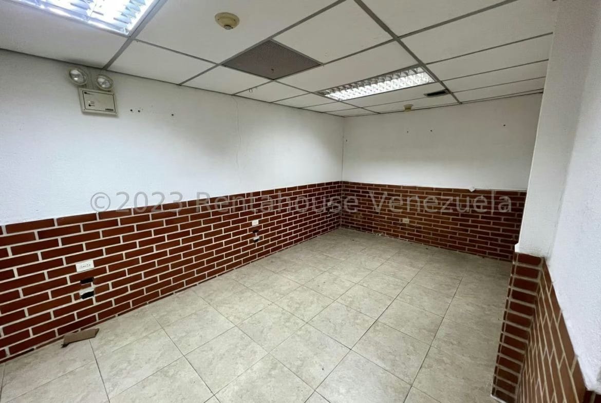 CASA EN VENTA-SELENE MARIN NOBREGA- MLS#23-31277 - 2