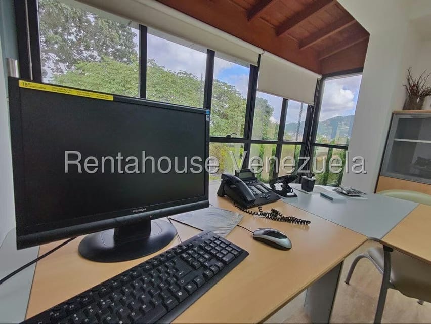 Comercial (Oficina) en Alquiler en Vista Alegre, Distrito Metropolitano - 36