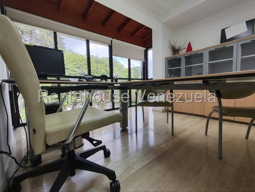Comercial (Oficina) en Alquiler en Vista Alegre, Distrito Metropolitano - 39