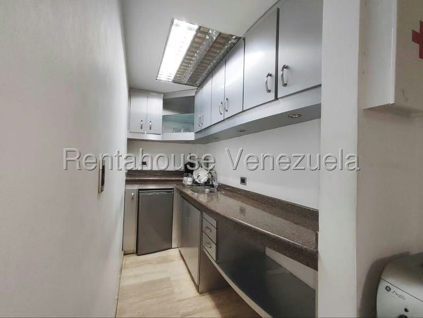 Comercial (Oficina) en Alquiler en Vista Alegre, Distrito Metropolitano - 45