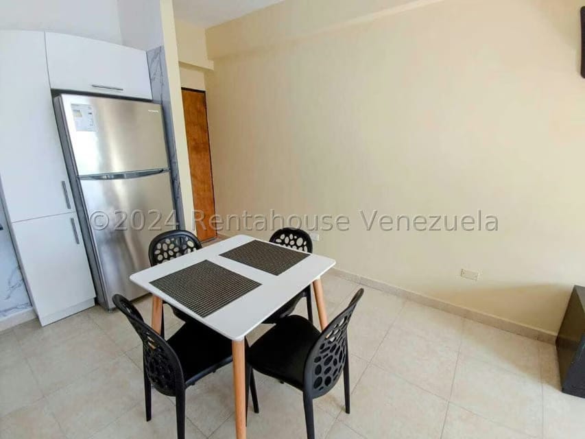 Apartamento (1 Nivel) en Venta en Parroquia Catedral, Lara - 11