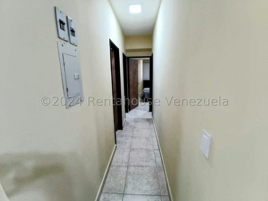 Apartamento (1 Nivel) en Venta en Parroquia Catedral, Lara - 18