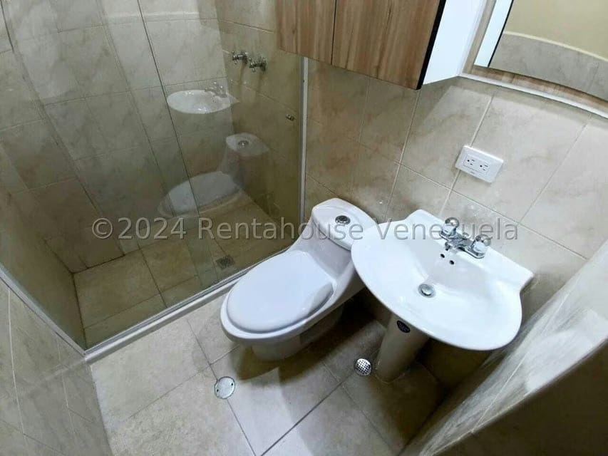 Apartamento (1 Nivel) en Venta en Parroquia Catedral, Lara - 22