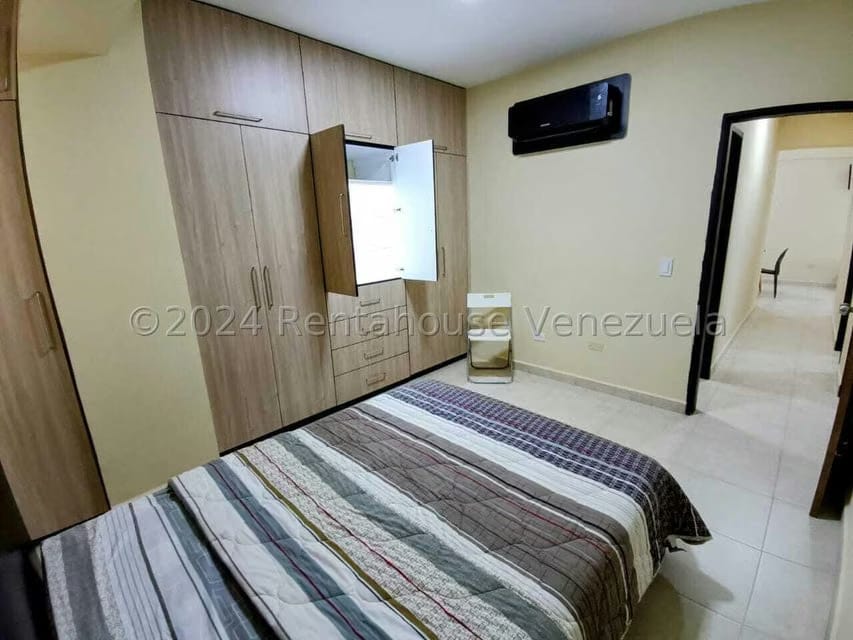 Apartamento (1 Nivel) en Venta en Parroquia Catedral, Lara - 24